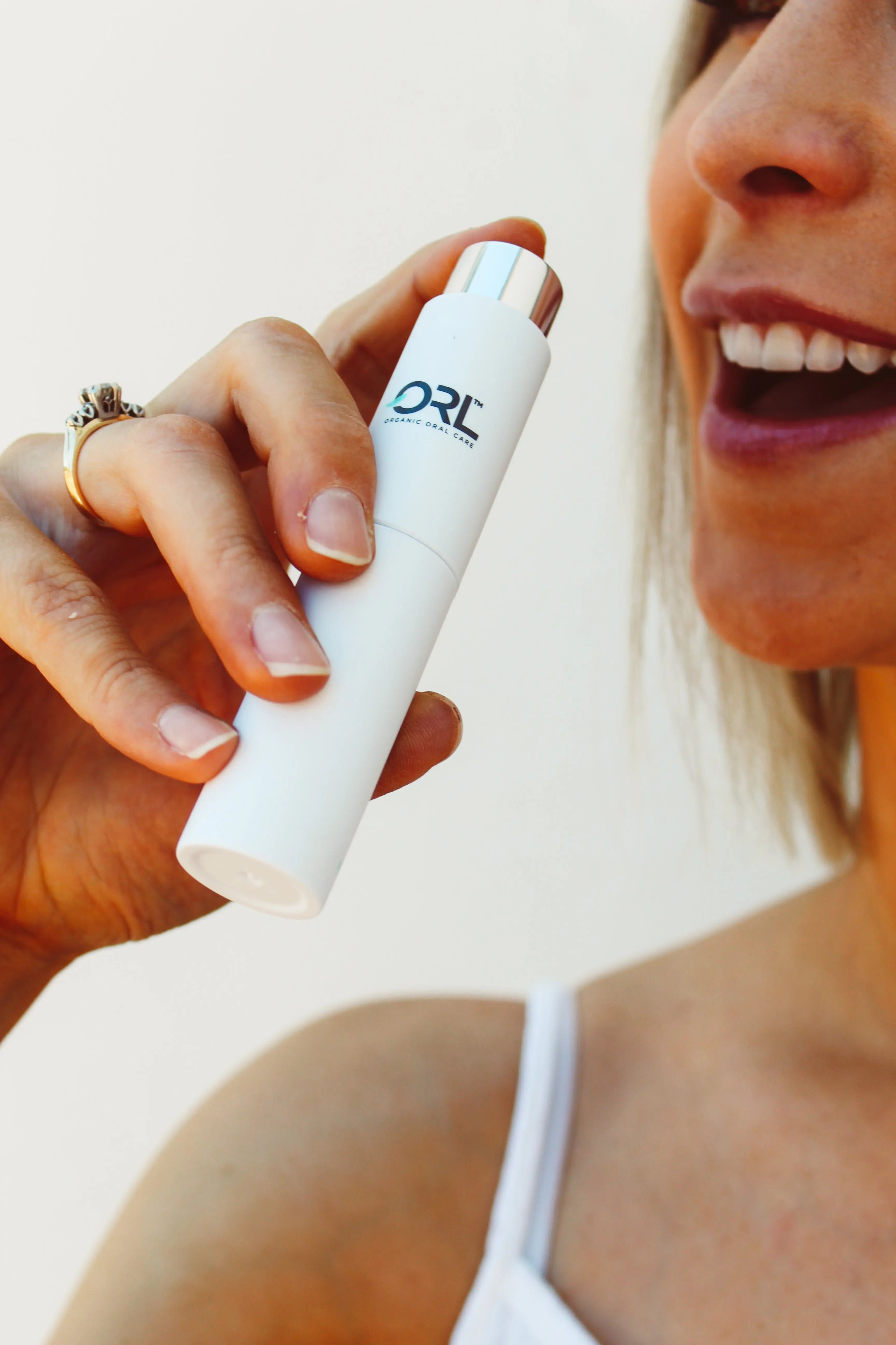 Breath-Sprays-That-Do-More-Than-Freshen-Why-ORL-s-Formula-Supports-Whole-Mouth-Health ORL